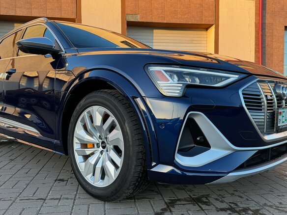 2022 Audi e-tron S, синий, 4146120 рублей - вид 8