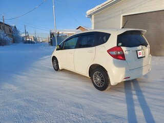 2012 Honda Fit II, белый, 925000 рублей, вид 4