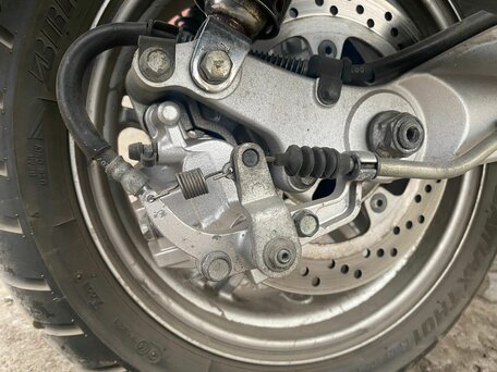 2007 Suzuki Burgman (SkyWave) 650, серебристый, 550000 рублей, вид 3