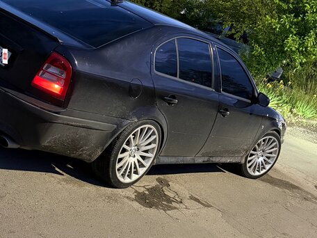 2008 Skoda Octavia I (A4) Рестайлинг, чёрный, 700000 рублей, вид 4