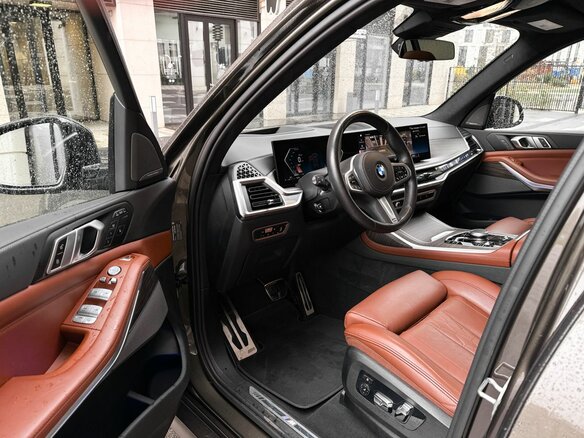 2023 BMW X7 40i I (G07) Рестайлинг, зелёный, 11790000 рублей - вид 16