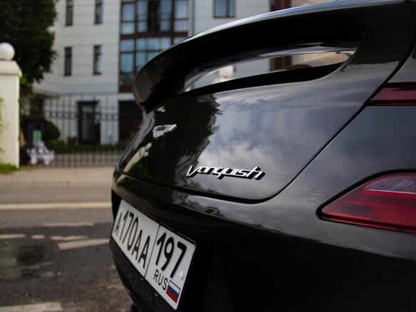 2012 Aston Martin Vanquish II, коричневый, 18000000 рублей - вид 34