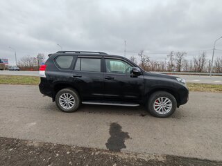 2010 Toyota Land Cruiser Prado 150 Series, чёрный, 3800000 рублей, вид 3