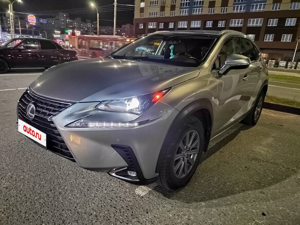 2017 Lexus NX 300 I Рестайлинг, серый, 2790000 рублей