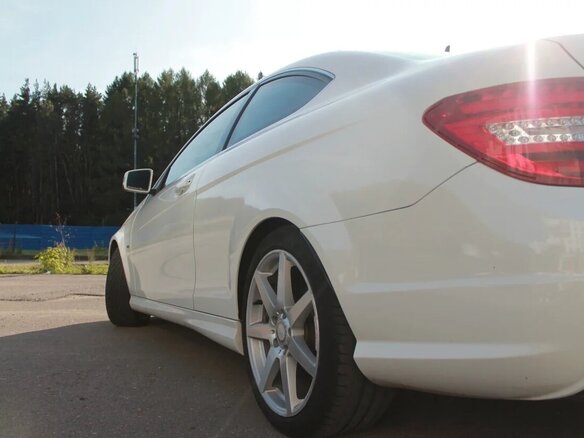 2012 Mercedes-Benz C-Класс 180 III (W204) Рестайлинг, белый - вид 2