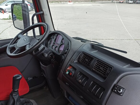 2007 DAF LF 45, красный, 1800000 рублей - вид 14