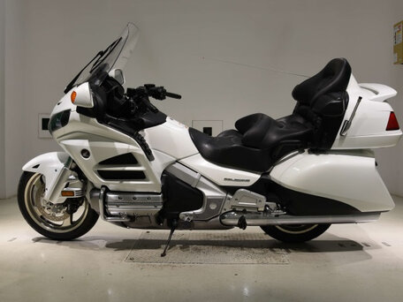 2013 Honda GL 1800 Gold Wing, белый, 1400000 рублей, вид 2
