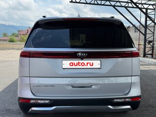 2021 Kia Carnival IV, серебристый, 3990000 рублей, вид 4