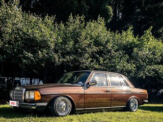 1982 Mercedes-Benz W123 230, коричневый, 1949999 рублей, вид 5