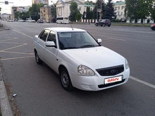 2015 Lada (ВАЗ) Priora I Рестайлинг, белый, 400000 рублей, вид 2