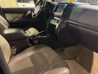 2011 Toyota Land Cruiser 200 Series, чёрный, 4000000 рублей, вид 5