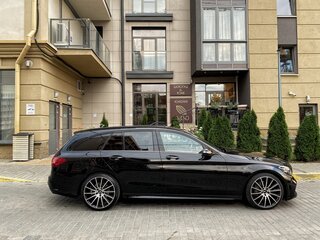 2018 Mercedes-Benz C-Класс 220 d IV (W205) Рестайлинг, чёрный, 1900000 рублей, вид 4