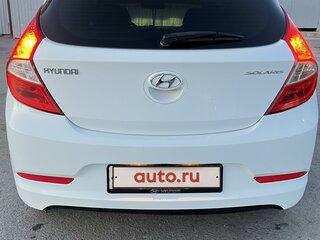 2015 Hyundai Solaris I Рестайлинг, белый, 1200000 рублей, вид 5