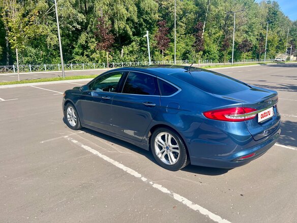 2018 Ford Fusion (North America) II Рестайлинг, синий, 1300000 рублей - вид 9