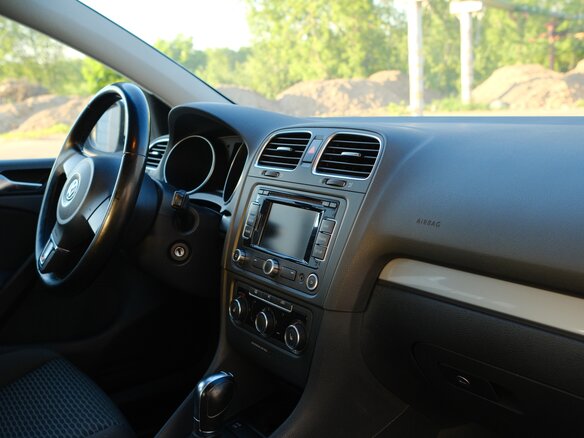 2012 Volkswagen Golf VI, серебристый, 705000 рублей - вид 26