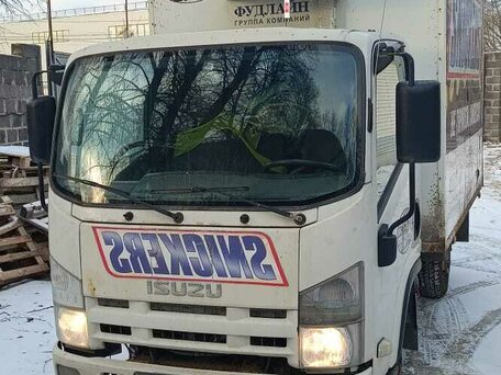 2010 Isuzu Elf (N-series), белый, 1050000 рублей, вид 2