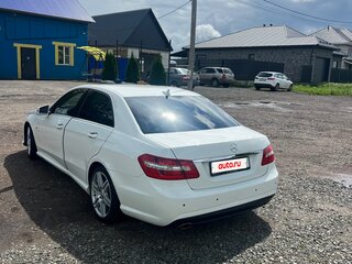 2010 Mercedes-Benz E-Класс 200 5G-Tronic IV (W212, S212, C207), белый, 1400000 рублей, вид 5