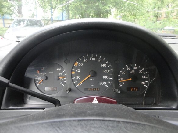 1999 Mercedes-Benz M-Класс 320 I (W163), чёрный - вид 12