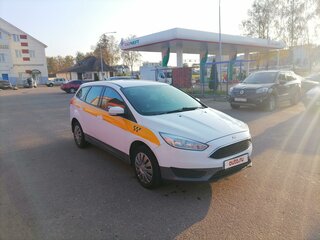 2017 Ford Focus III Рестайлинг, белый, 970000 рублей, вид 2