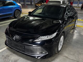 2018 Toyota Camry VIII (XV70), чёрный, 3200000 рублей, вид 2