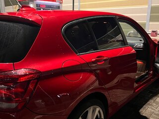 2013 BMW 1 серии 118i II (F20/F21), красный, 1250000 рублей, вид 5