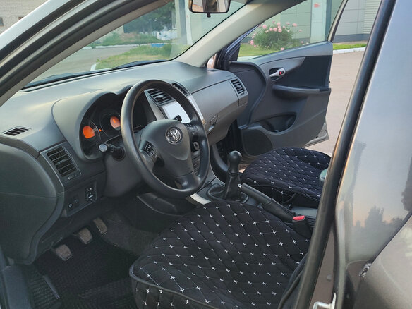 2008 Toyota Corolla X (E140, E150), серый, 1250000 рублей - вид 9
