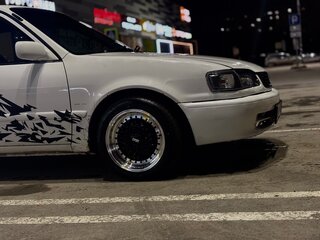 1998 Toyota Corolla VIII (E110) Рестайлинг, белый, 300000 рублей, вид 2