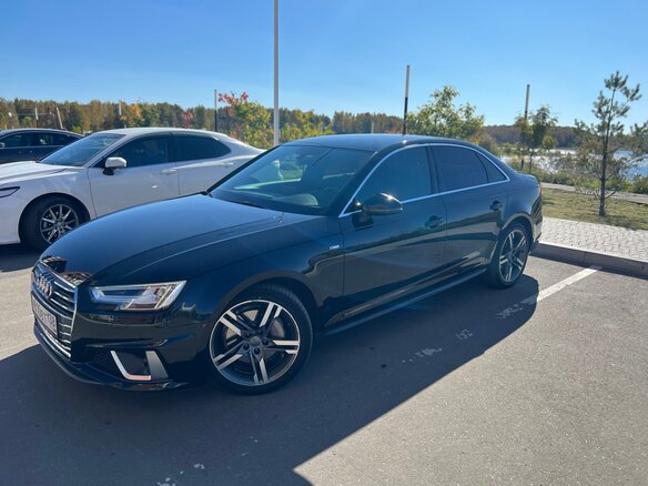 2018 Audi A4 V (B9), чёрный, 3150000 рублей