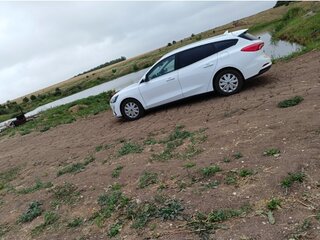 2019 Ford Focus Active IV, белый, 1680000 рублей, вид 3