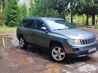 2011 Jeep Compass I Рестайлинг, серый, 1100000 рублей, вид 4