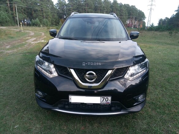 2015 Nissan X-Trail III, чёрный, 1700000 рублей