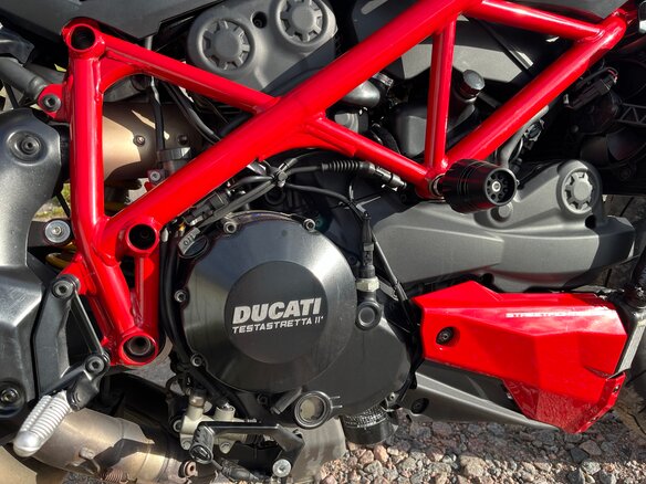 2013 Ducati Streetfighter, красный, 630000 рублей - вид 6