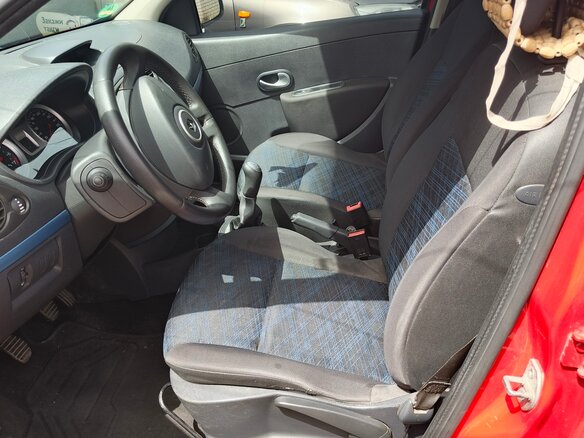 2009 Renault Clio III, красный, 620000 рублей - вид 8