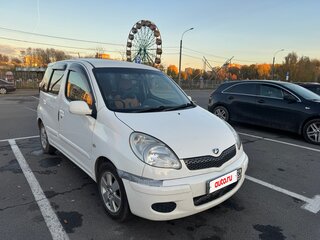 2003 Toyota FunCargo, белый, 570000 рублей, вид 2