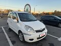 2003 Toyota FunCargo, белый, 570000 рублей - вид 1