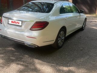 2017 Mercedes-Benz E-Класс 220 d V (W213, S213, C238), белый, 4250000 рублей, вид 4