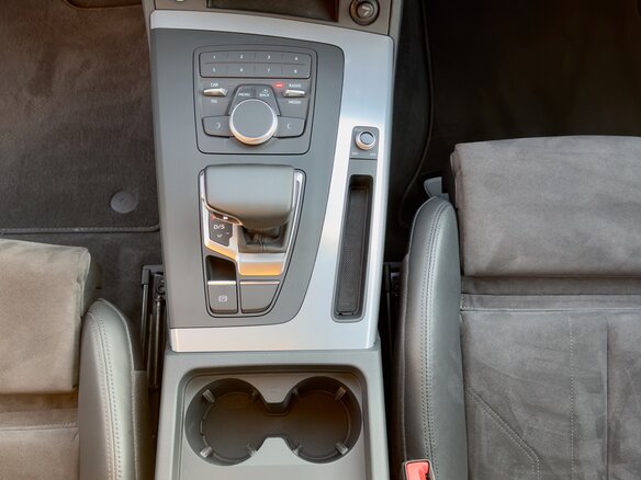 2019 Audi Q5 45 TFSI II (FY), чёрный, 4060000 рублей - вид 24