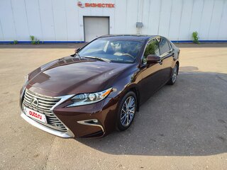 2015 Lexus ES 250 VI Рестайлинг, коричневый, 2200000 рублей, вид 3