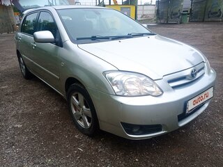 2006 Toyota Corolla IX (E120, E130) Рестайлинг, серебристый, 400000 рублей, вид 2