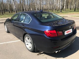 2013 BMW 5 серии 528i xDrive VI (F10/F11/F07), синий, 1350853 рублей, вид 3