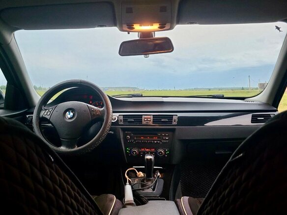 2011 BMW 3 серии 318i V (E90/E91/E92/E93) Рестайлинг, чёрный, 1050000 рублей - вид 7