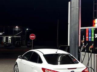 2012 Ford Focus III, белый, 900000 рублей, вид 5