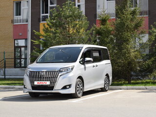 2019 Toyota Esquire I Рестайлинг, серый, 2000000 рублей, вид 2