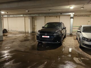 2012 Volkswagen Touareg II, чёрный, 2500000 рублей, вид 2
