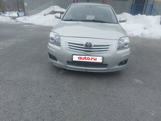 2007 Toyota Avensis II Рестайлинг, серебристый, 700000 рублей, вид 3