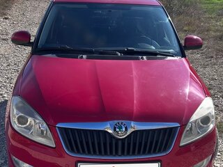 2011 Skoda Fabia II Рестайлинг, красный, 580000 рублей, вид 1