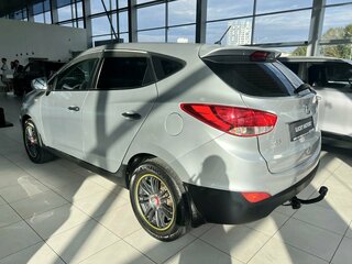2014 Hyundai ix35 I Рестайлинг, серебристый, 1145000 рублей, вид 4