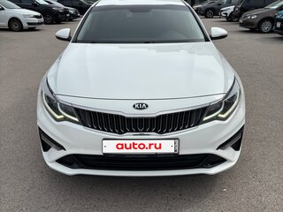 2019 Kia Optima IV Рестайлинг, белый, 1950000 рублей, вид 3
