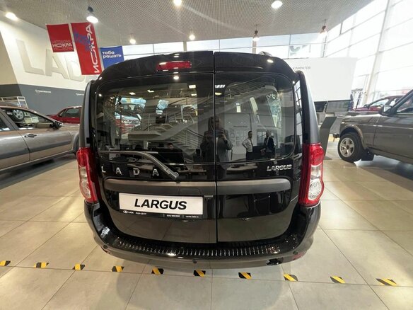 2026 Lada (ВАЗ) Largus I Рестайлинг, чёрный - вид 7