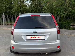 2006 Ford Fiesta Mk5, серебристый, 390000 рублей, вид 3